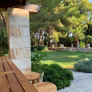 Bed & Breakfast Palazzo De Carlo E Il Parco Dei 7 Pozzi